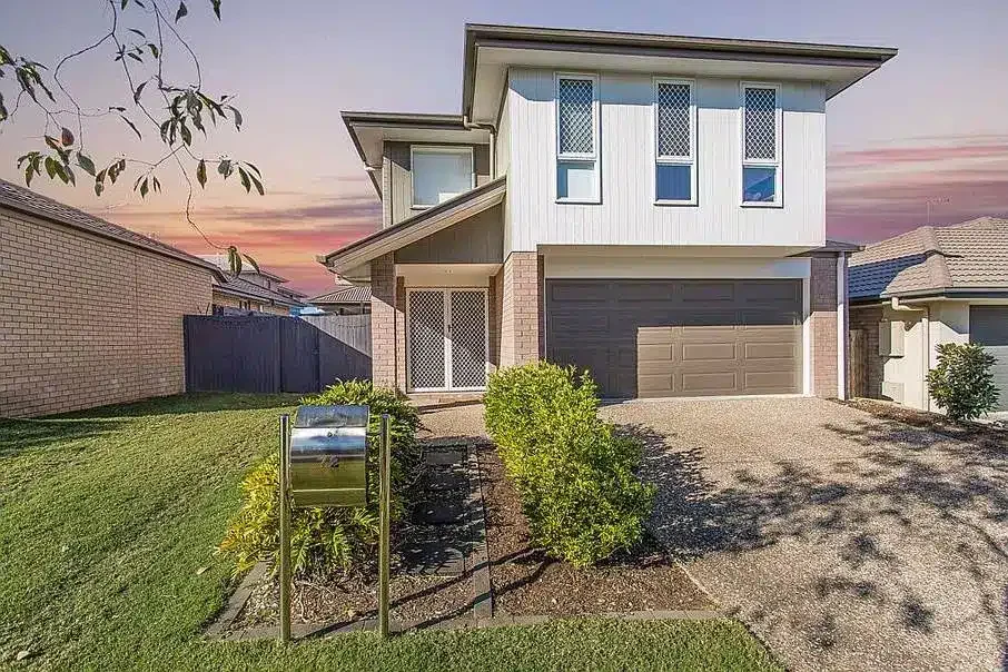 Luis ii 72 mapleton drive north lakes qld 4509