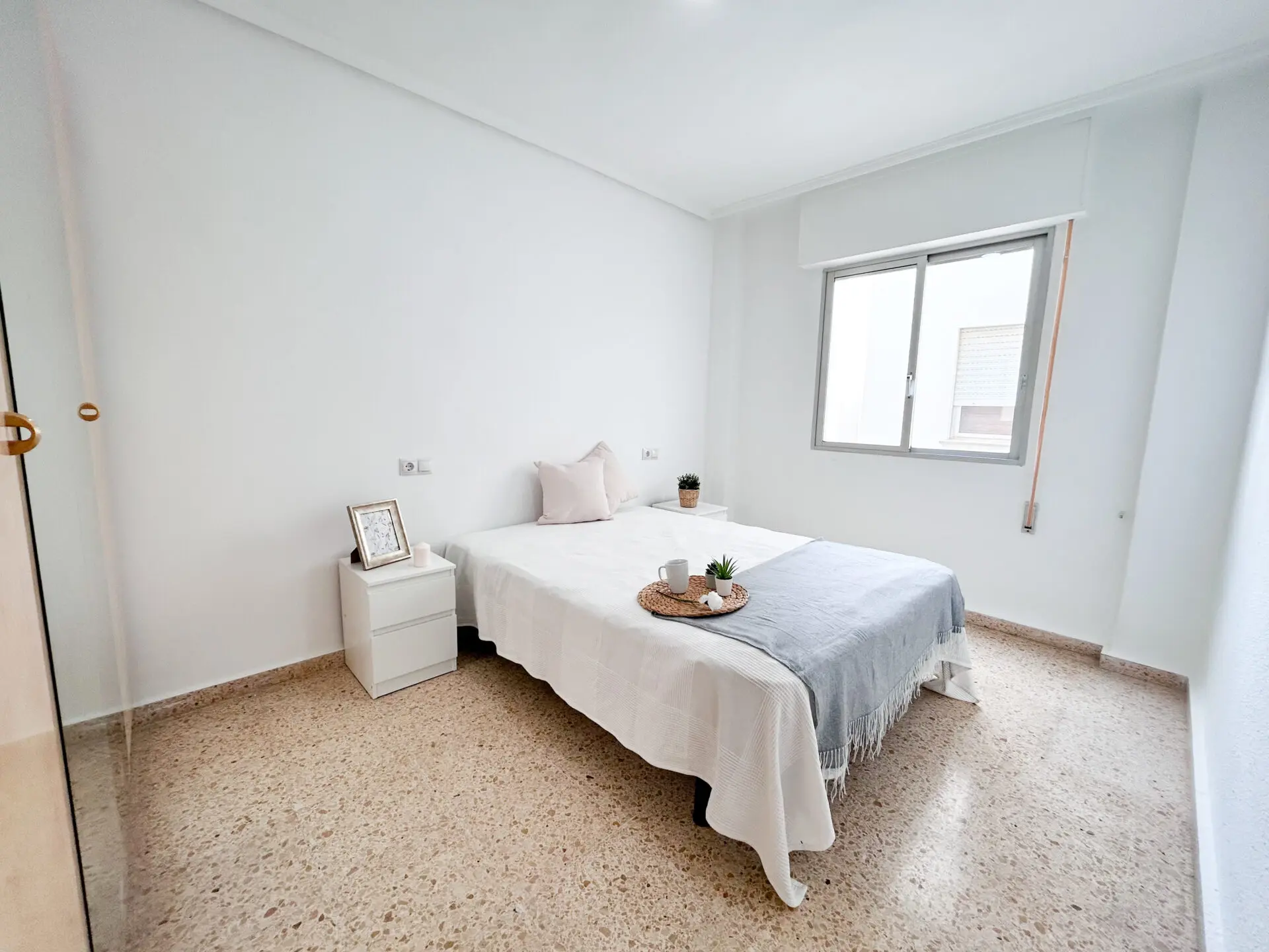 Carrer almassora 49, 2º habitación